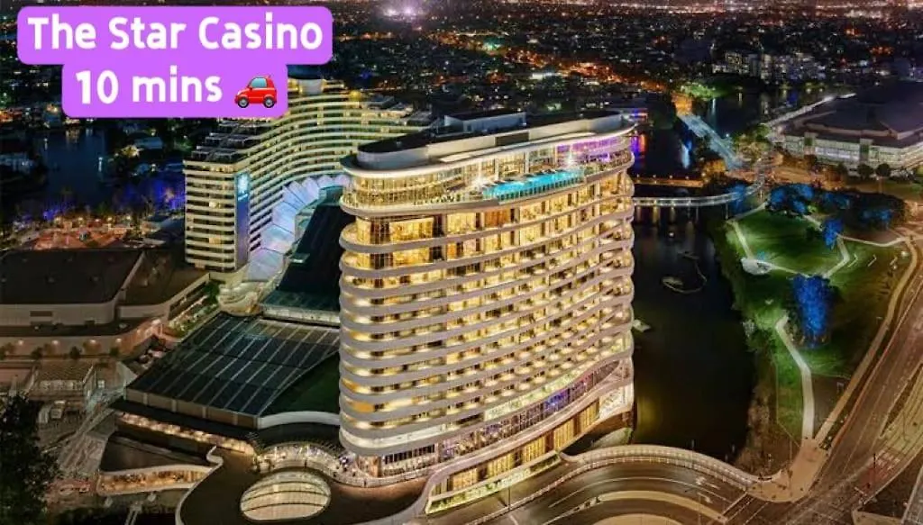 Cassa Beachfront - Breathtaking Oceanview Apartment Gold Coast
