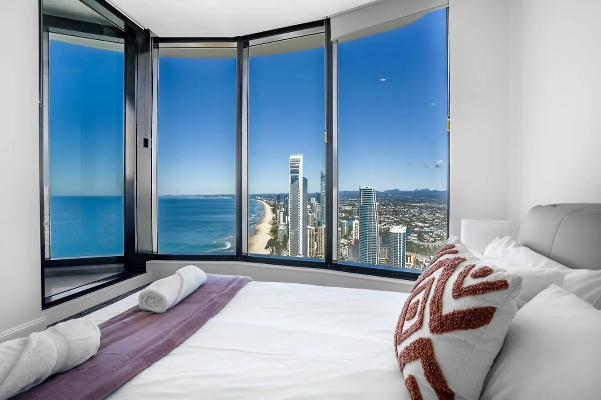 Cassa Beachfront - Breathtaking Oceanview Apartment Gold Coast