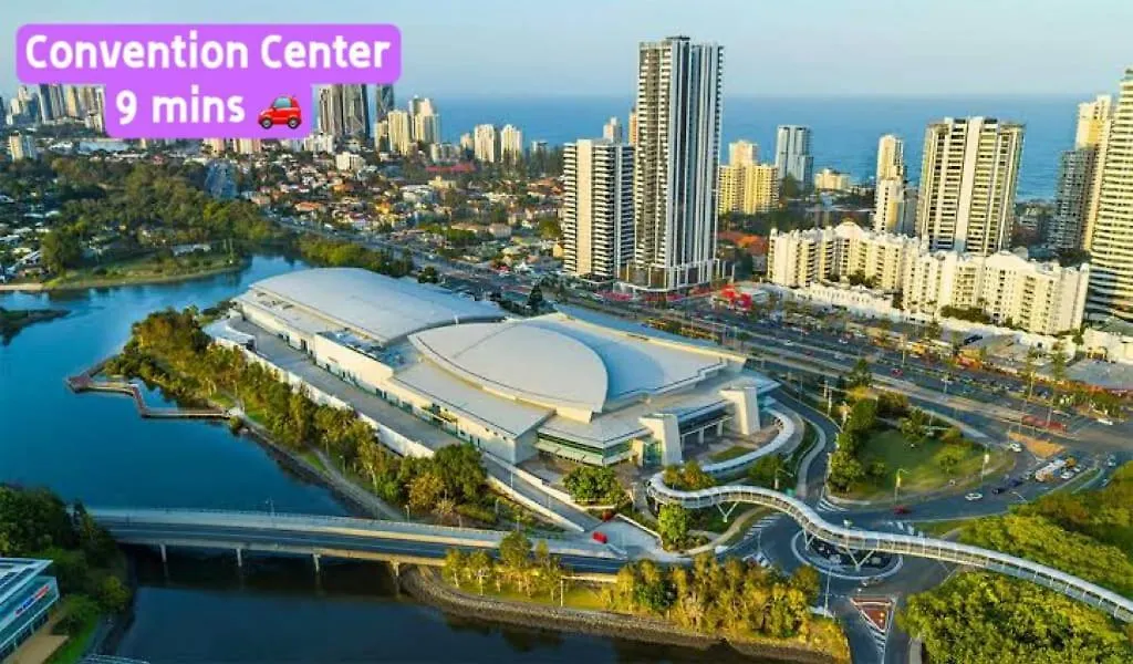 Cassa Beachfront - Breathtaking Oceanview Apartment Gold Coast